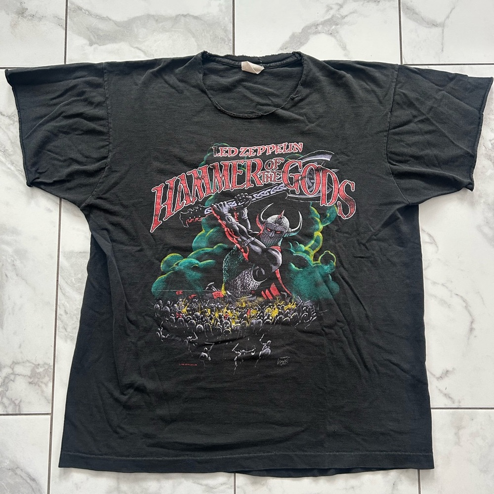 Vintage 1988 Led Zeppelin Hammer of the Gods 80’s Band Tour Graphic Tee